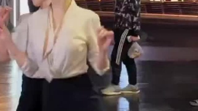 果然会跳舞的女人更迷人