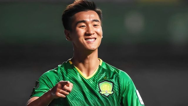 韦世豪射门技术一流！不信就来看：这粒超级乌龙世界波