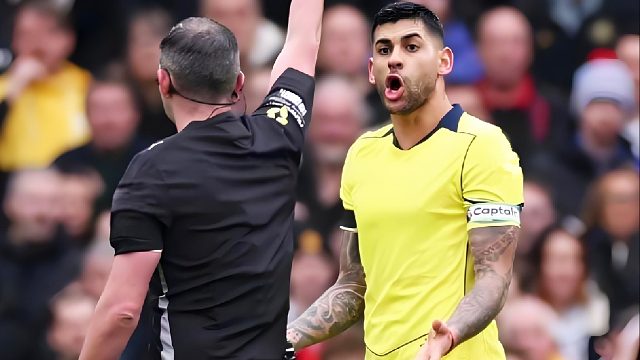 输球罪人？热刺队长踩踏卡塞米罗脚踝染红，送曼联4连胜！