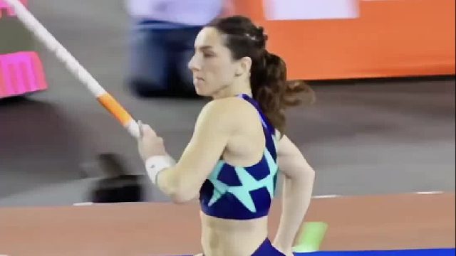 这肌肉 动作，完美的诠释了体育运动之美