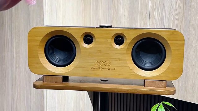 别让普通音响浪费空间！试试这款竹木居家音响