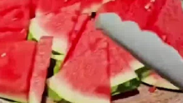 自助餐厅的夹子 这样做一定有它的理由 网友：全是经济学道理？