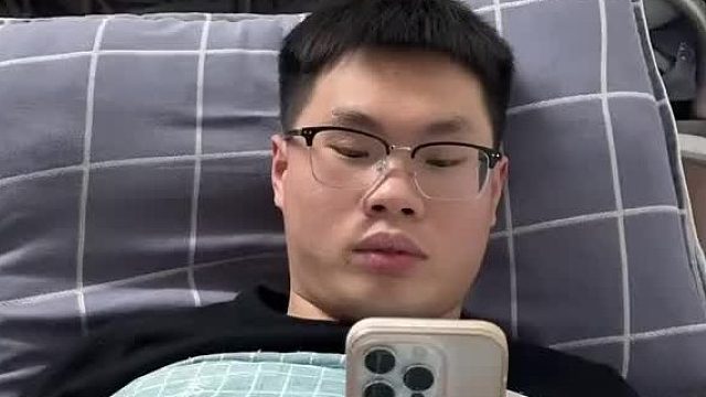 你是真不把我当兄弟啊！