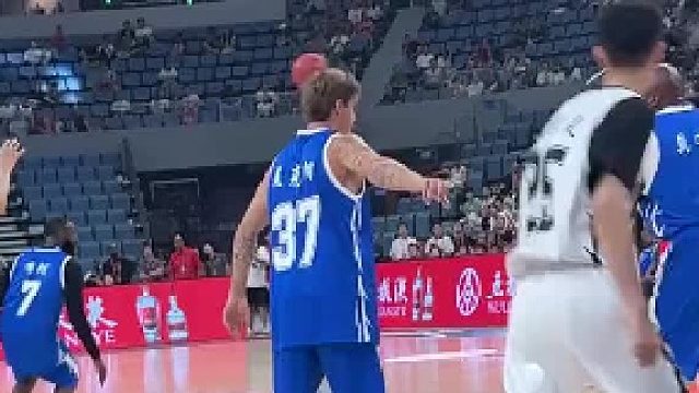 邓超：发现你这人特较真.