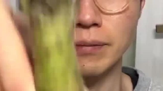 日本打工人的晚餐——木鱼花芥末饭