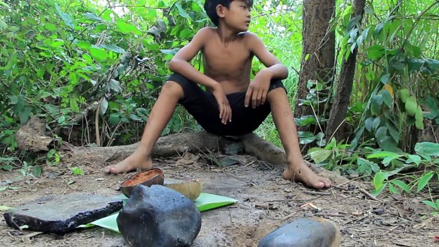 20260211原始技术⧸ 在岩石上煮鸡和鸡蛋