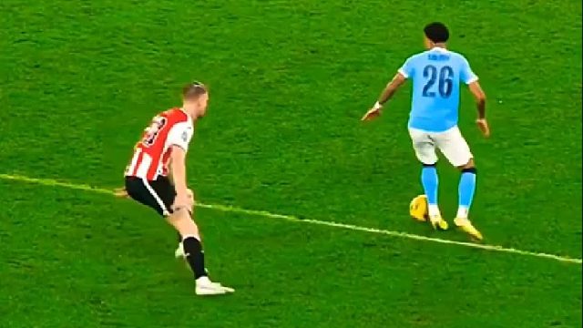 为什么把重心和变速结合在一起，就是球场最有效的骗术