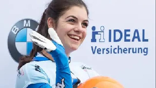 阿莱西亚拥有一张漂亮的脸蛋