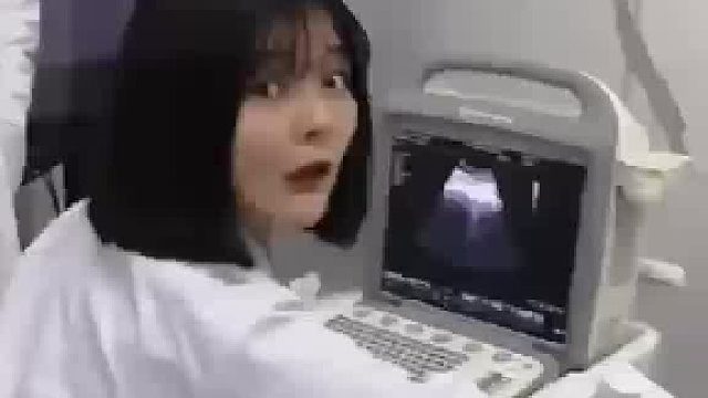 男生给本斑同学当医学模特不是本班女生不让看