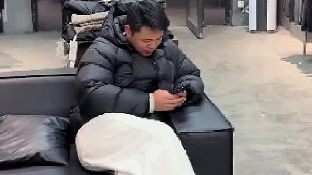 男子租的明明是门面，没想到变成了过道