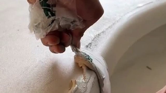 替代微水泥，早知道卫生间就不铺瓷砖了