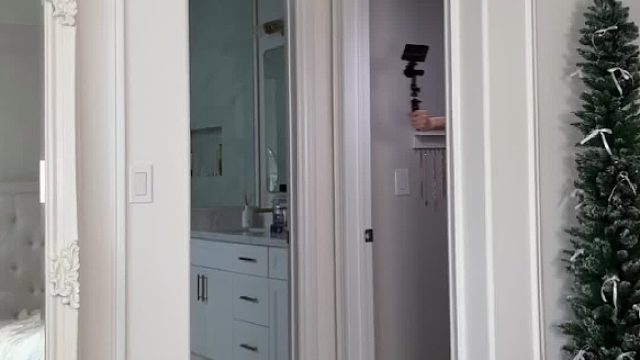 聚会时不同类型的 party guests