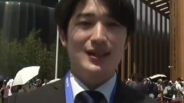 这翻译器简直爱凑热闹，啥事儿都想插上一脚来翻译