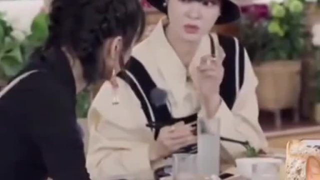 张雨绮打脸名场面。女生是不是都这样？