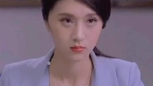 看你那么猴急，打算帮一把的。结果你却先喷了。