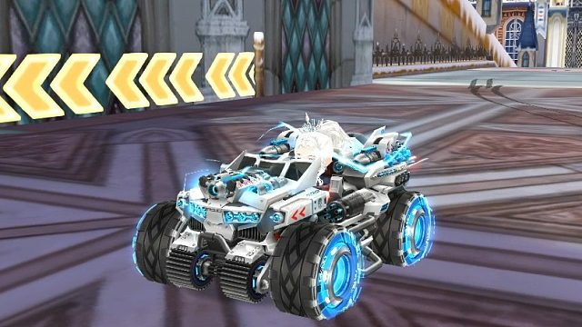 QQ飞车朕哥：S车爆天雷诺24号就下架！30个晶石换的人真多