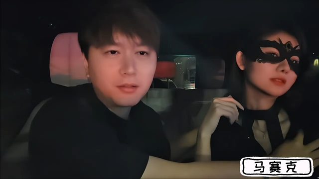 六横十二纵，王姨全自动，而小酷哥这辆是她动你不动！