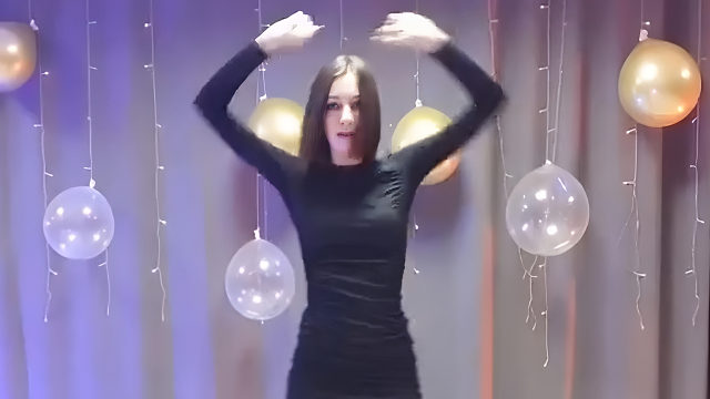 俄罗斯姑娘才艺表演24.01.07_女神03