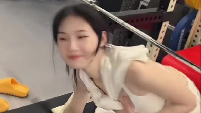 姐姐的引体向上标准吗