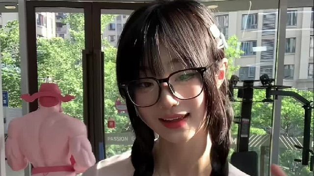 别光看脸呀 容易轻敌