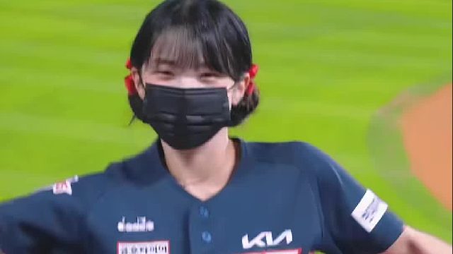 足球宝贝甜辣氛围感继续释放