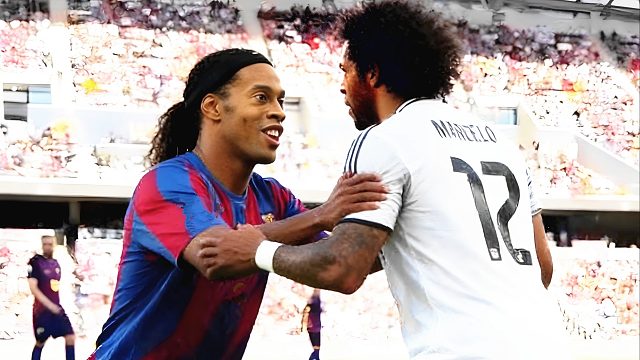 搞笑一幕！皇马传奇赛爆发“冲突”：小罗愤怒推倒马塞洛