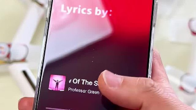 不是哈曼卡顿买不起，而是蜜雪冰城更有性价比