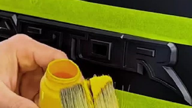 再也不用给车标喷漆了