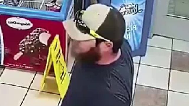 当打劫遇上海军陆战队