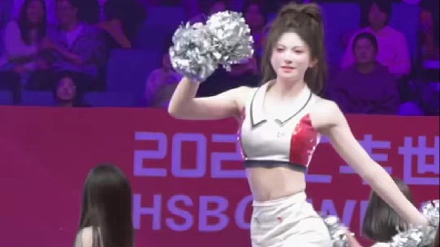 舞台不大，气场全开