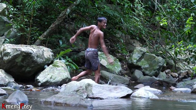 20260226 原始技术 - Kmeng Prey - 森林生存烹饪大鸡吃