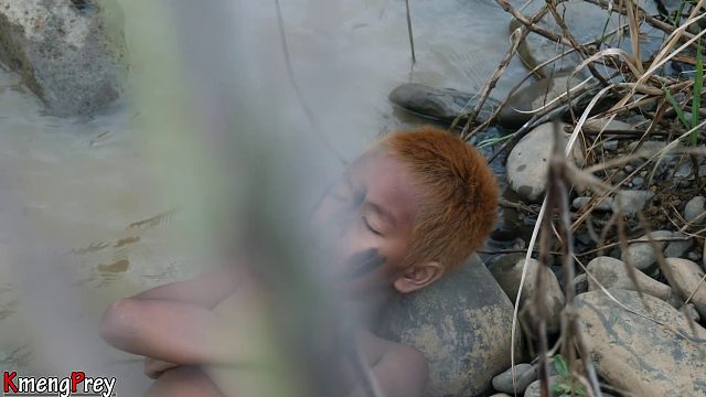 20260226 原始技术 - Kmeng Prey - 烹饪猪头食谱 在森林里吃美味