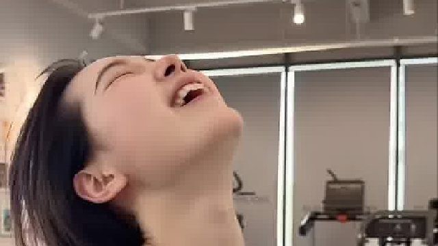 可温柔，可强悍，可永远耀眼