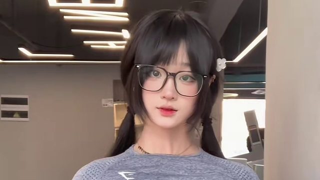 可甜可飒，可静可猛