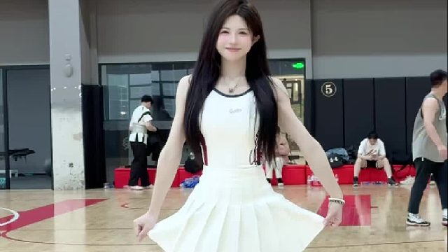 青春的模样，热烈又明亮