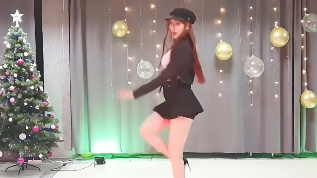 俄罗斯姑娘才艺表演24.01.09_静儿(拉达)04