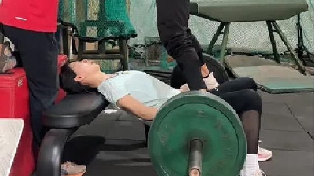 艾特你的好兄弟来挑战我