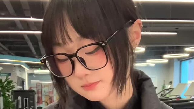 努力靠近那个更好的自己