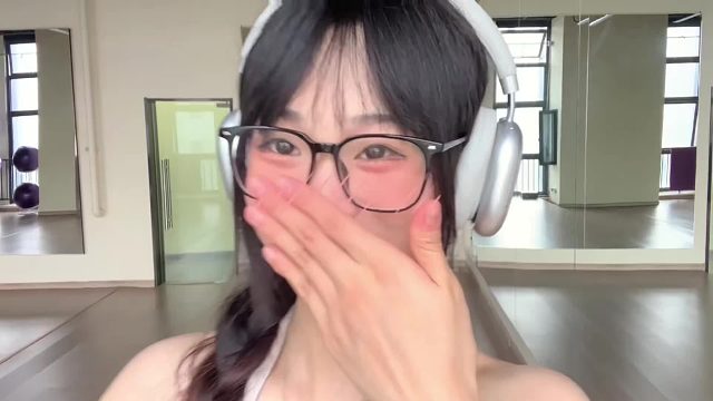 看脸又轻敌了吧～