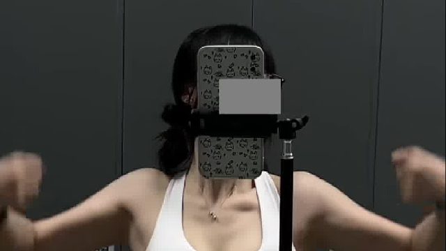 脸和身材完全不符