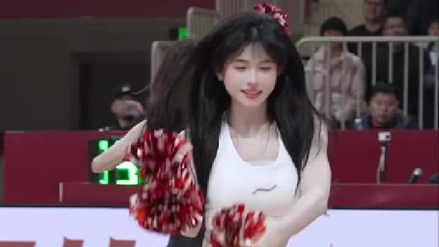 哇她好有劲儿啊