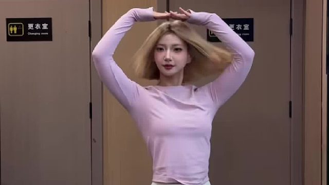 今天算不算是健身房甜妹呢？