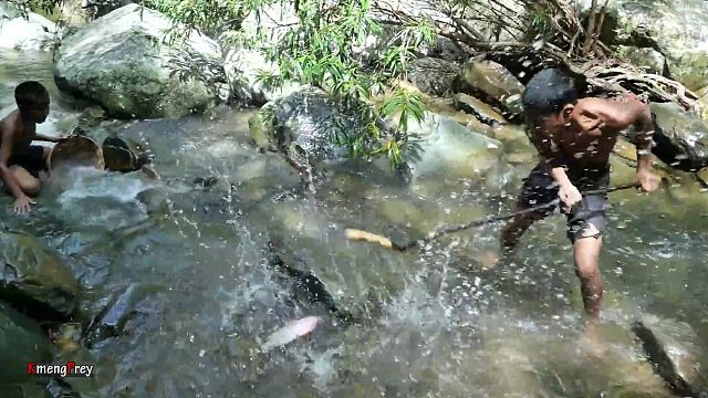 20260226 原始技术-做饭吃美味-瀑布篮轻松钓红鱼