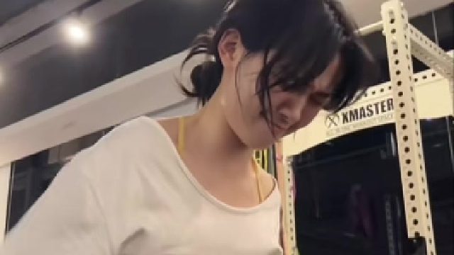 不动是温柔，一动是诱惑