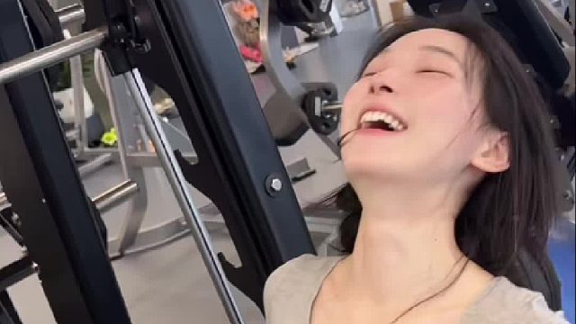 汗水是我的氛围感滤镜