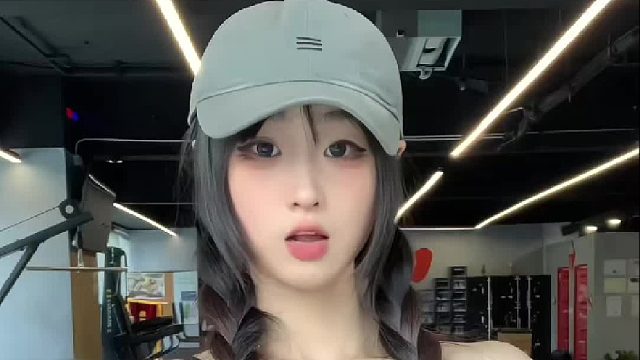 性感不是露，是线条在说话