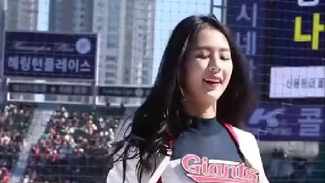 “最美啦啦队长”朴姬兰，这样的满分，你能打几分？