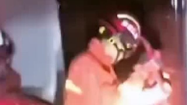 吵到别人了，这世界要安静