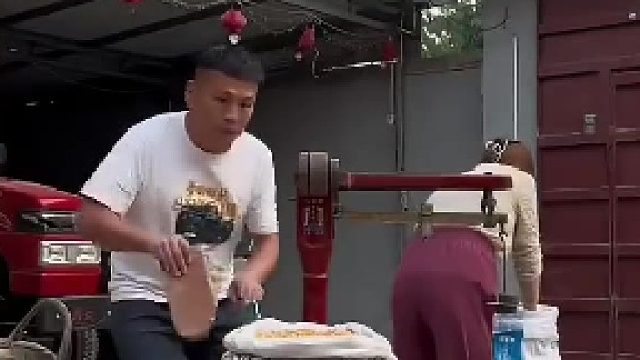 到时候提着菜刀找你算账