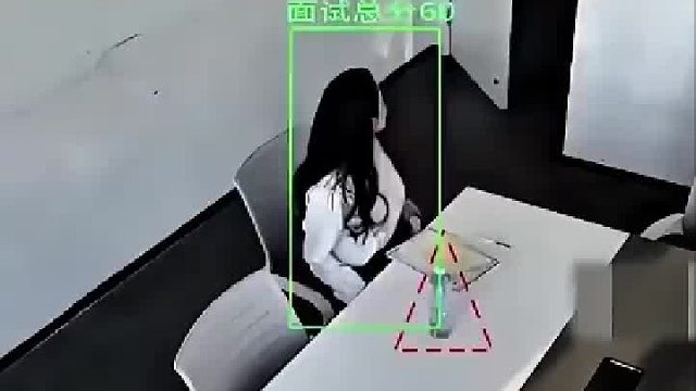 小姐姐最后的动作才是最好看的。